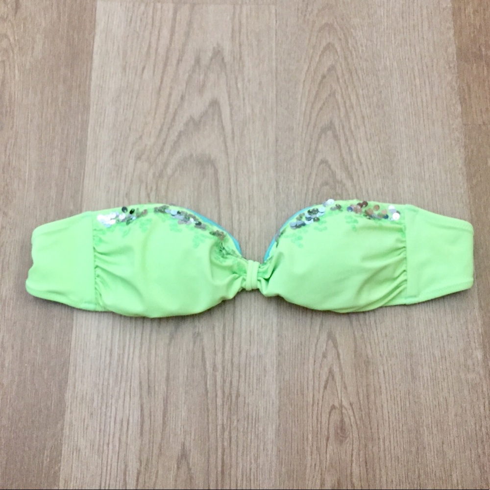 NWOT Victoria’s Secret Neon Green bikini Top, Sz S